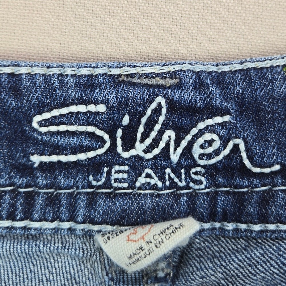 Silver Jeans Suki Surplus Capri Distressed Flap Pocket Blue Womens W31 - Picture 8 of 16